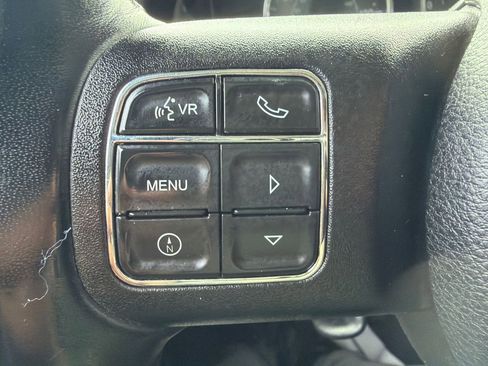 Used 2015 Jeep Wrangler Unlimited Rubicon w/ Connectivity Group AWD/4WD image 14