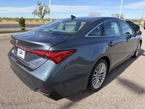 Used 2020 Toyota Avalon Limited w/ Advanced Safety Package image 6
