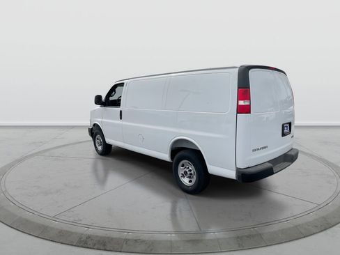 New 2025 GMC Savana 2500 w/ Driver Convenience Package RWD image 6