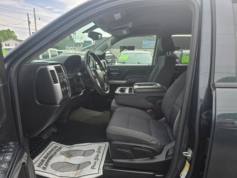 Used 2018 Chevrolet Silverado 1500 LT AWD/4WD image 12