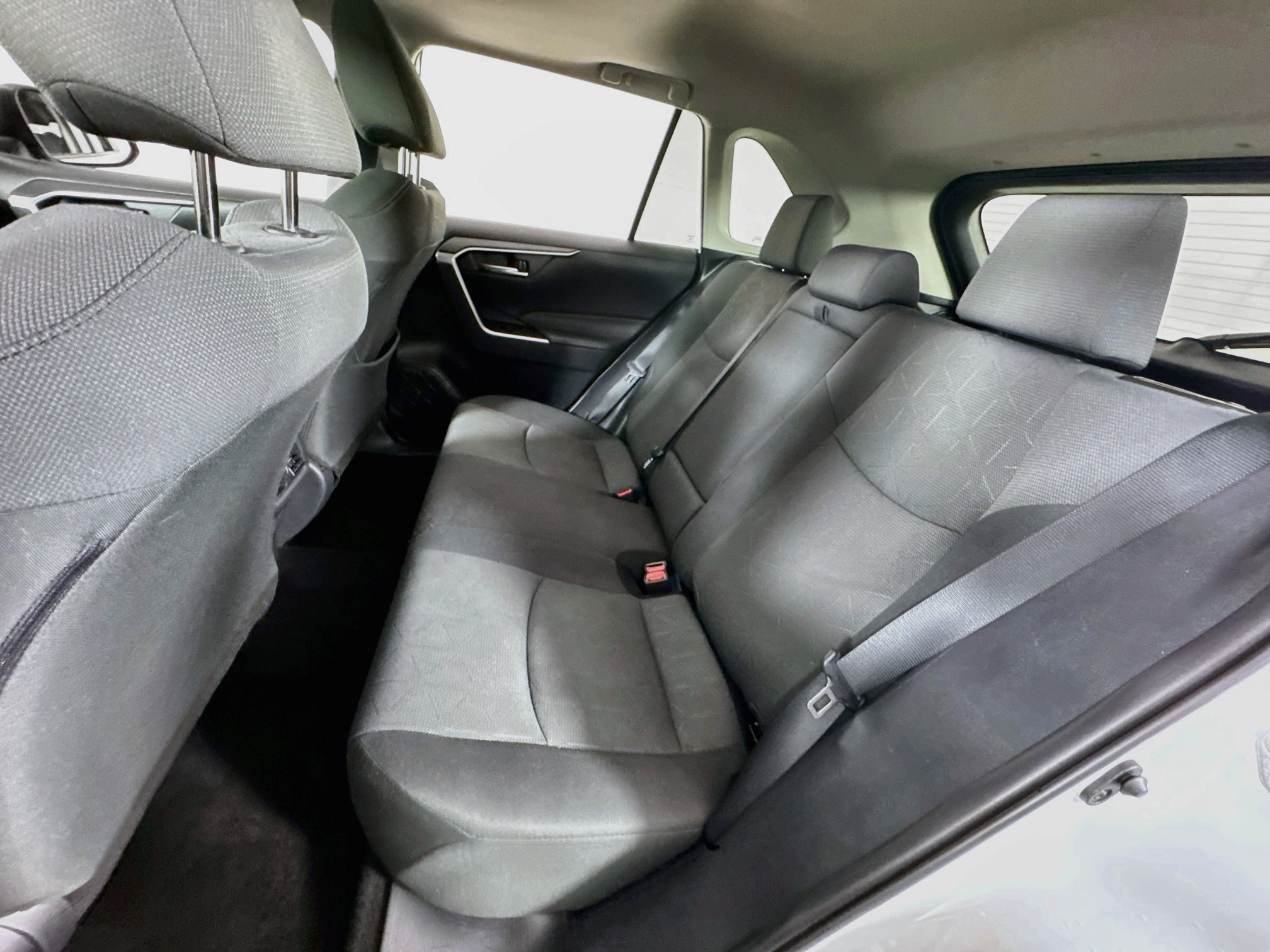 Certified 2019 Toyota RAV4 XLE FWD image 18