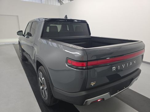 Used 2024 Rivian R1T Adventure AWD/4WD image 3