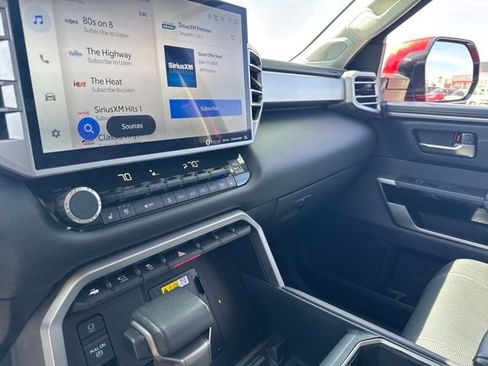 Used 2023 Toyota Tundra Limited image 18