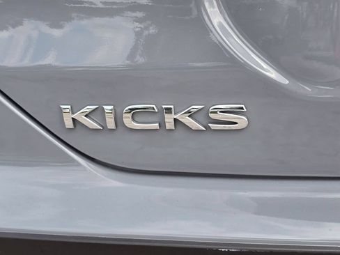 Used 2024 Nissan Kicks SV FWD image 8