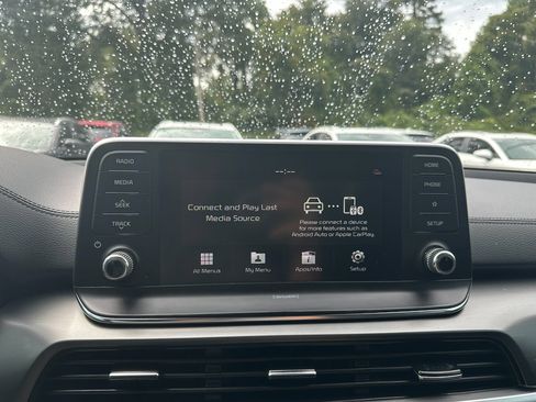 Used 2021 Kia Telluride S image 12