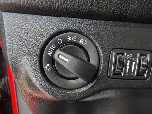 Used 2016 Dodge Challenger SRT Hellcat image 14