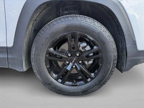 Used 2023 GMC Terrain AT4 image 21