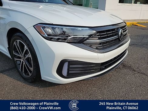 Certified 2023 Volkswagen Jetta Sport FWD image 24