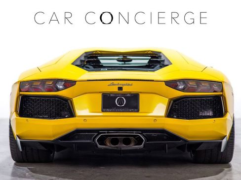 Used 2013 Lamborghini Aventador LP 700-4 image 6