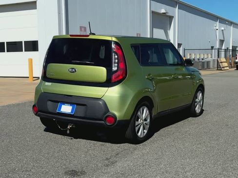 Used 2014 Kia Soul + image 8
