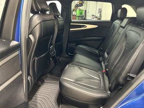 Used 2020 Lincoln Nautilus Standard w/ Equipment Group 101A image 26