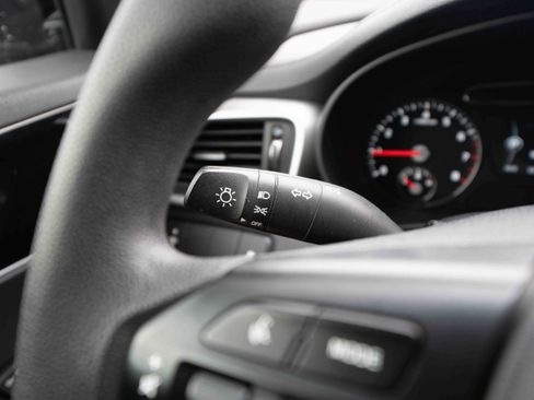 Used 2016 Kia Sorento L image 13