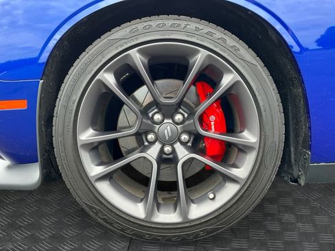 Used 2021 Dodge Challenger R/T Scat Pack w/ Driver Convenience Group RWD image 10