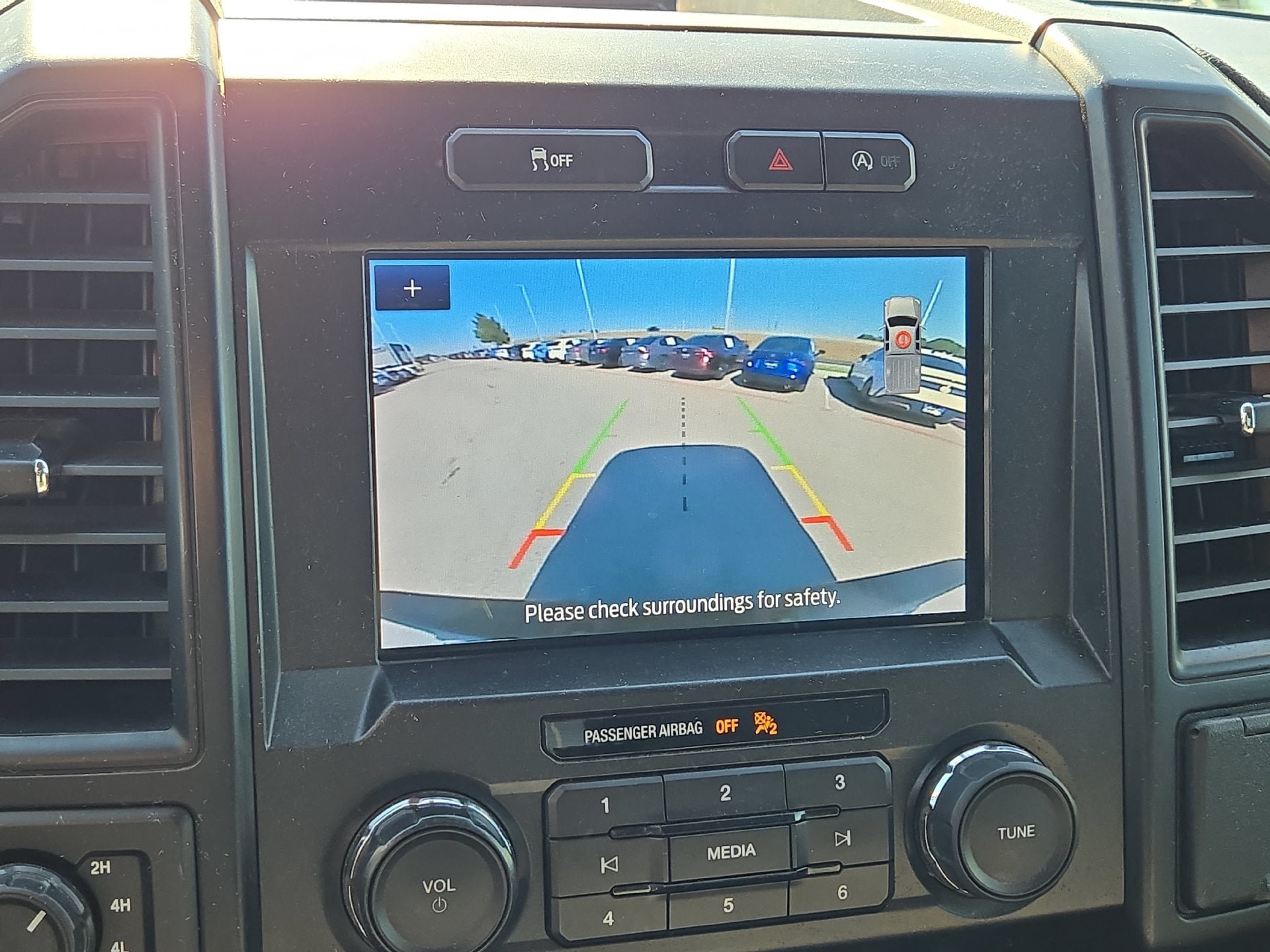 Used 2020 Ford F150 XL w/ Equipment Group 101A Mid AWD/4WD image 18