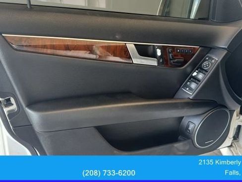 Used 2013 Mercedes-Benz C 300 4MATIC Sedan image 18