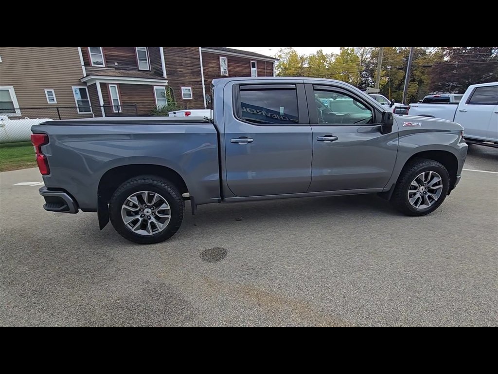 Used 2022 Chevrolet Silverado 1500 RST AWD/4WD image 9