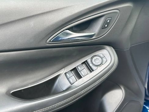 Used 2023 Buick Encore GX Preferred w/ Cold Weather Comfort Package AWD/4WD image 22