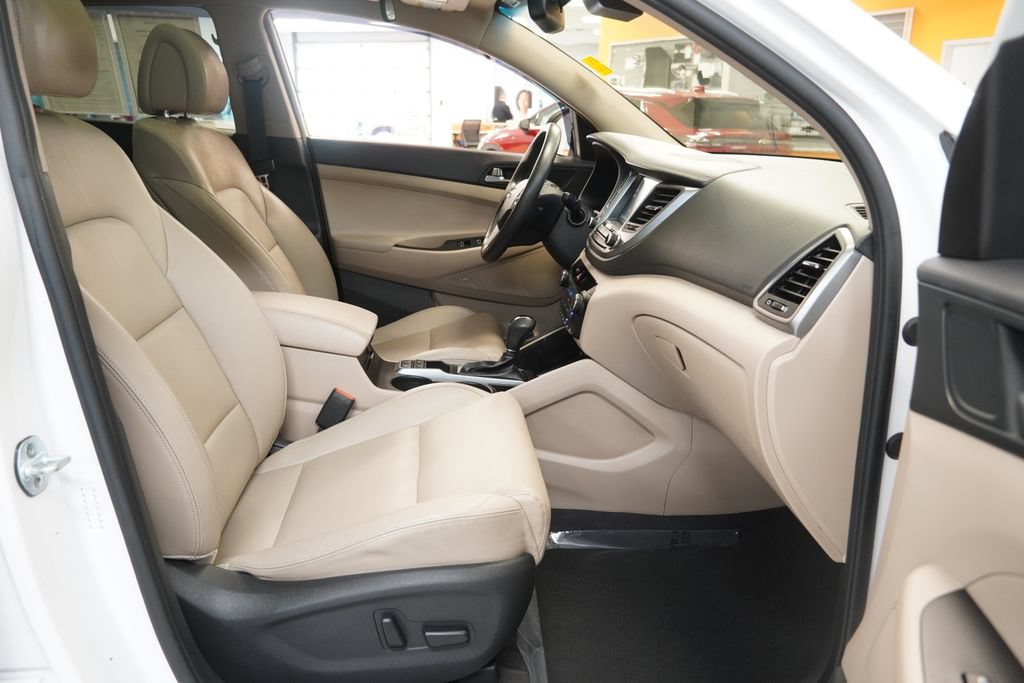 Used 2018 Hyundai Tucson Limited w/ Ultimate Package 02 AWD/4WD image 36