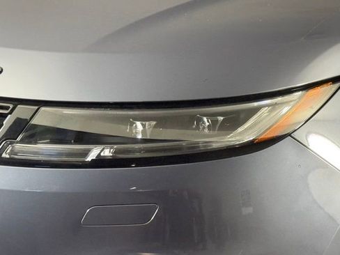 Certified 2025 Land Rover Range Rover Sport SE image 12