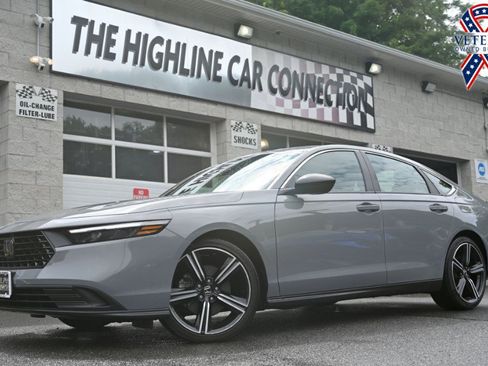 Used 2024 Honda Accord Sport image 1