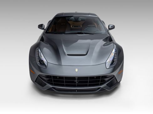 Certified 2015 Ferrari F12 Berlinetta image 8