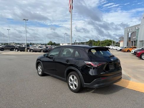 Used 2024 Honda HR-V LX image 3