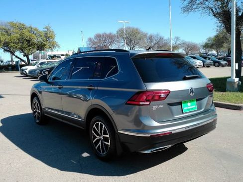 Used 2021 Volkswagen Tiguan SE image 14