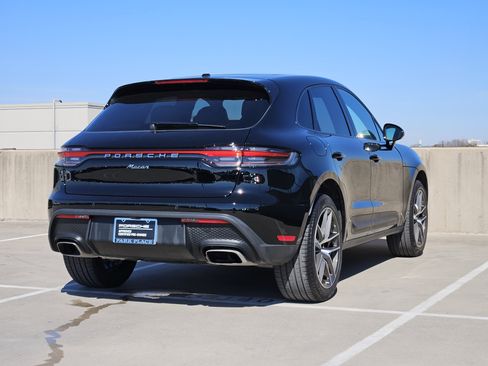 Certified 2026 Porsche Macan image 8