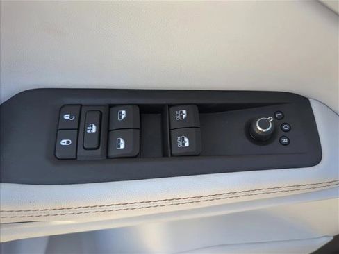 New 2026 Jeep Cherokee Limited AWD/4WD image 17