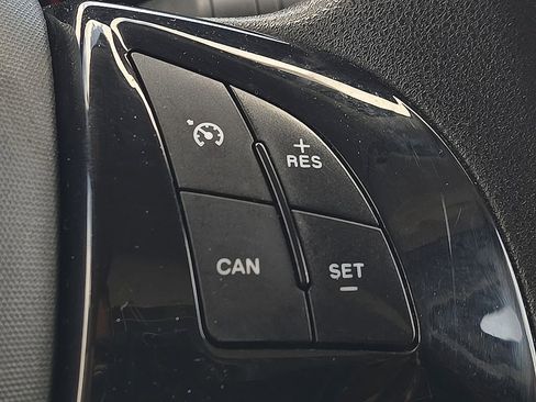 Used 2020 RAM ProMaster City Tradesman FWD image 17
