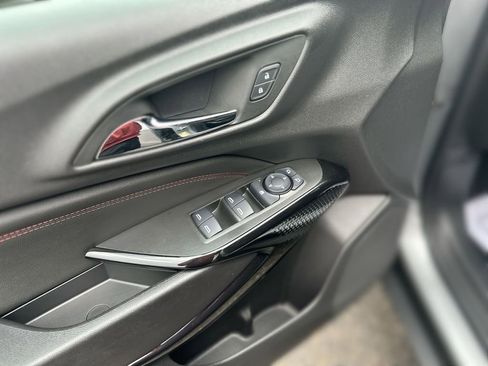 Used 2025 Chevrolet Trax RS w/ Driver Confidence Package image 15