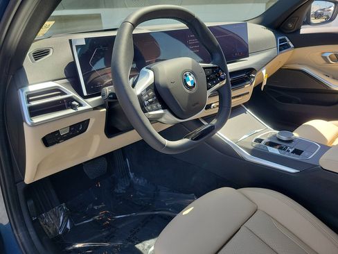 Used 2026 BMW 330i Sedan w/ Premium Package RWD image 19