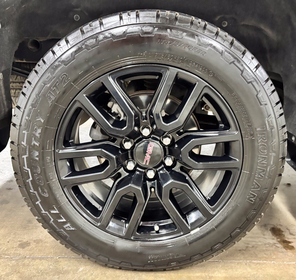 Used 2020 GMC Sierra 1500 Elevation w/ Elevation Value Package RWD image 8