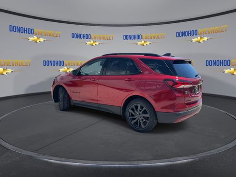 Used 2023 Chevrolet Equinox RS FWD image 9