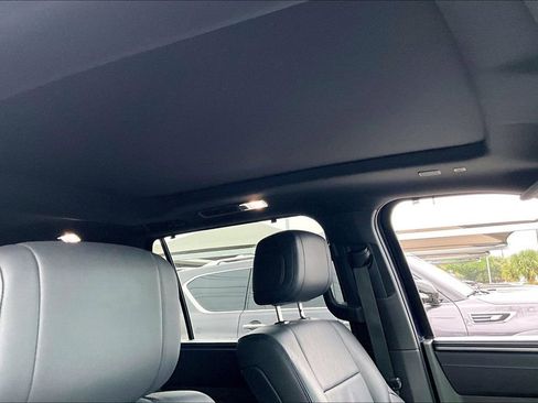 Used 2024 Toyota Sequoia Platinum AWD/4WD image 23