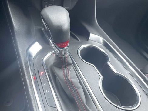 Certified 2023 Chevrolet Traverse RS image 16