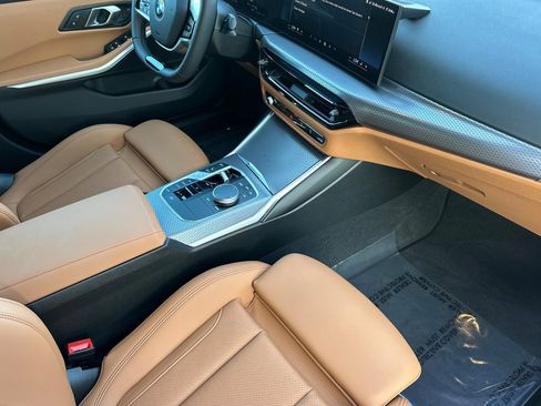 Used 2026 BMW 330i Sedan w/ Convenience Package RWD image 19