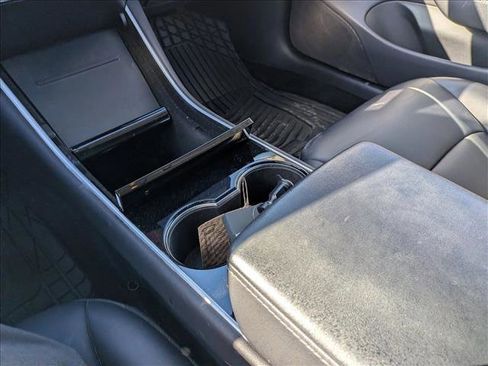 Used 2018 Tesla Model 3 Long Range image 11