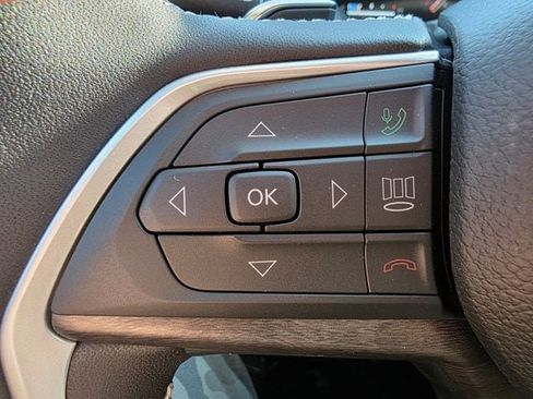 New 2025 Jeep Grand Cherokee Limited image 13