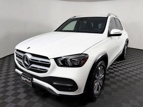 Used 2022 Mercedes-Benz GLE 350 4MATIC w/ Premium Package image 3
