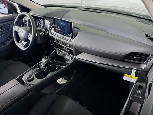 New 2026 Nissan Rogue S image 25