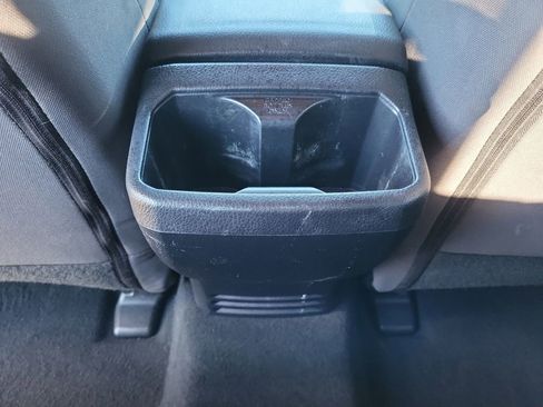 Used 2018 Toyota Tacoma TRD Sport w/ Technology Package image 29