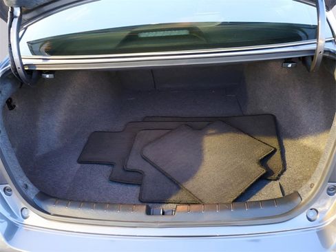 Used 2017 Honda Accord Sport image 17