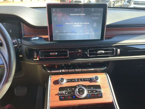 Used 2023 Lincoln Aviator Reserve w/ Elements Package Plus image 11