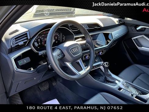 Used 2025 Audi Q3 2.0T Premium w/ Convenience Package image 11