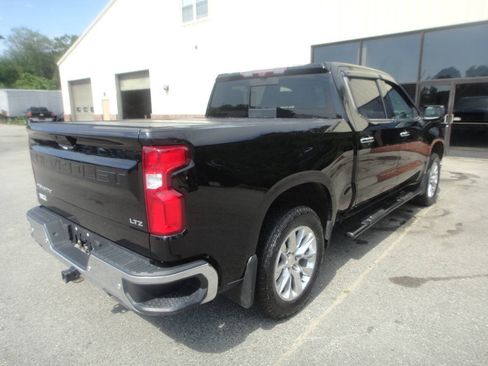 Used 2021 Chevrolet Silverado 1500 LTZ w/ LTZ Premium Package AWD/4WD image 6