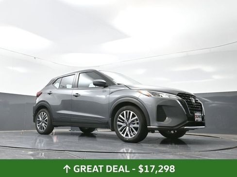 Used 2024 Nissan Kicks SV image 52