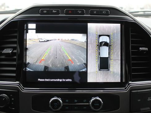 Used 2022 Ford F250 Platinum w/ FX4 Off-Road Package image 43