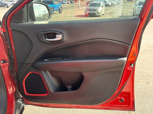 Used 2020 Jeep Compass Trailhawk w/ Cold Weather Group image 23