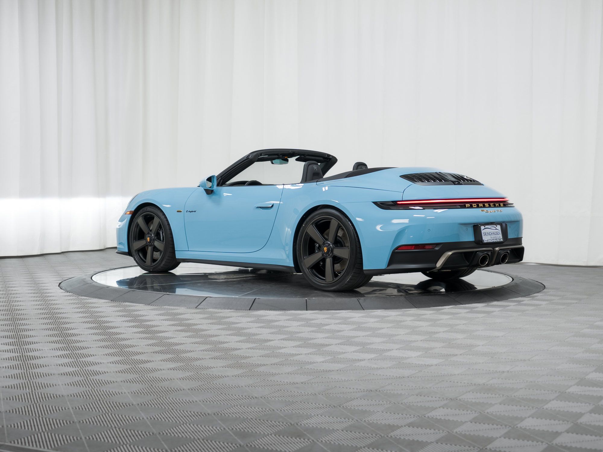 Used 2026 Porsche 911 GTS RWD image 44